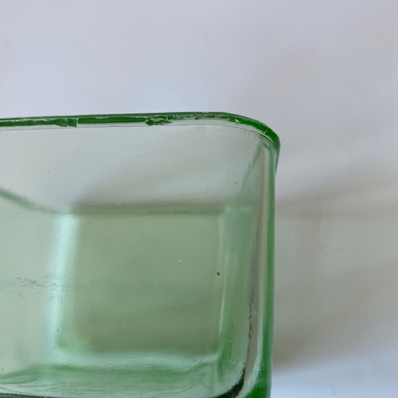 Vintage Uranium Glass Fridge Dish: Green Glass, Glowing - Picture 2 of 11